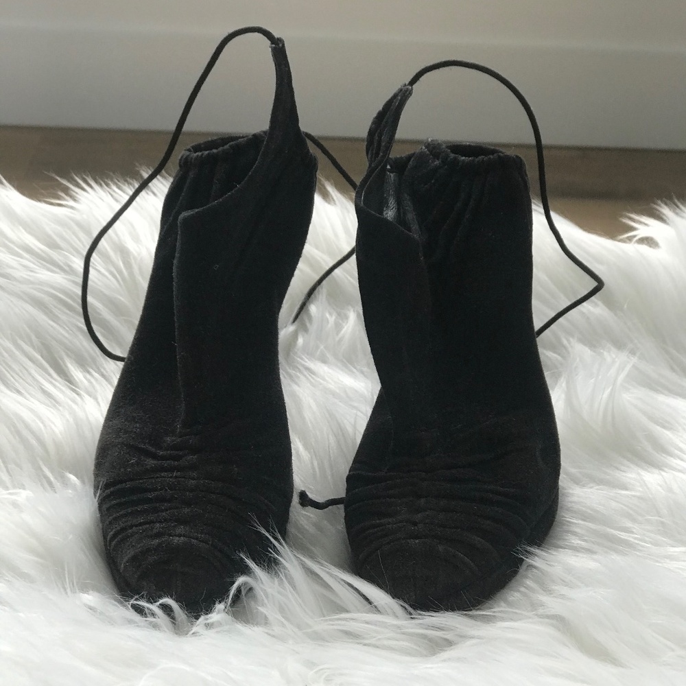 Gucci Ankle Booties - Suede